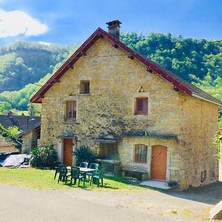 Gite Des Reculees Ladoye-sur-Seille Dış mekan fotoğraf
